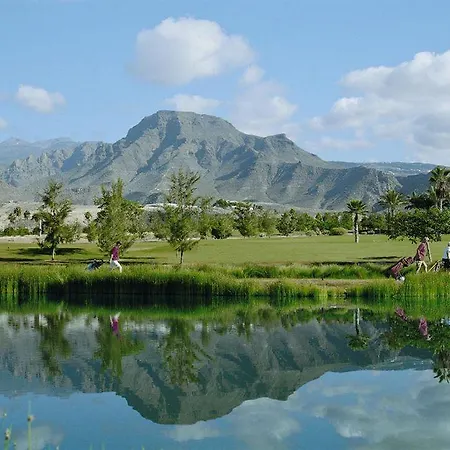 Madrigueras Golf & - Adults Only 5* Playa de las Américas