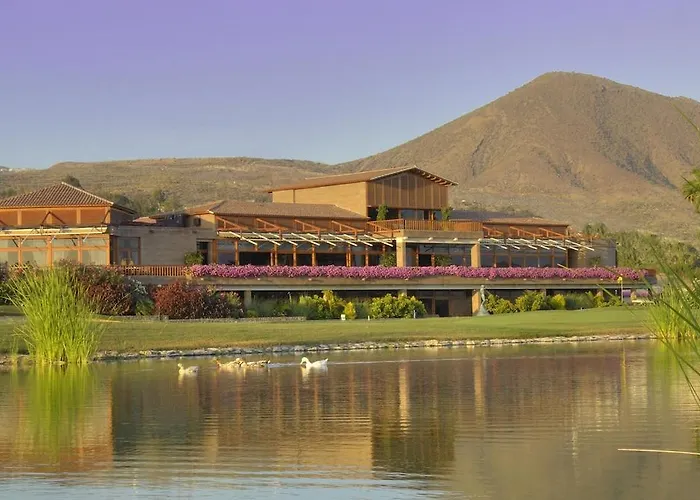 Otel Madrigueras Golf & - Adults Only